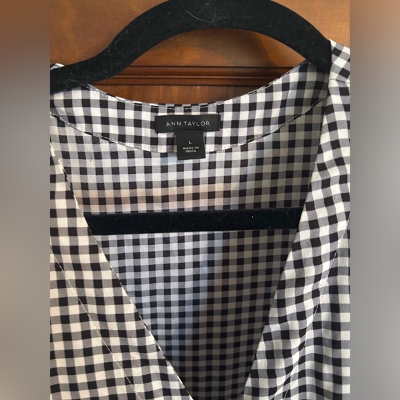 Ann Taylor checkered top - Picture 5 of 5